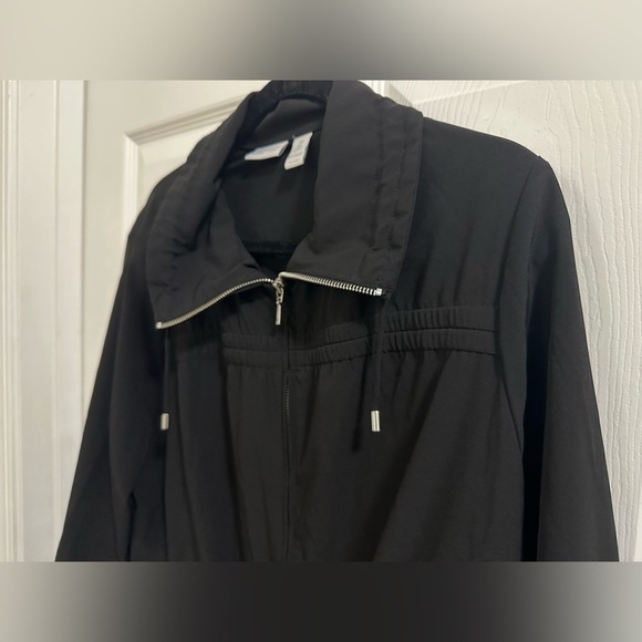 Zenergy by Chico’s Black Zip Lightweight Jacket size 2 - Picture 4 of 7